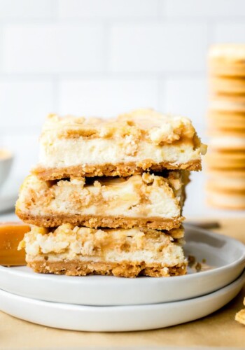 Oreo Cheesecake Bars made with Golden Oreos