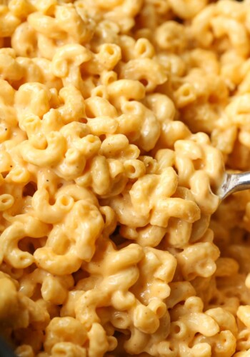 Macaroni and cheese made in a crock pot